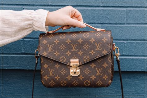 fake louis vuiffon hand bags|are louis vuitton handbags real.